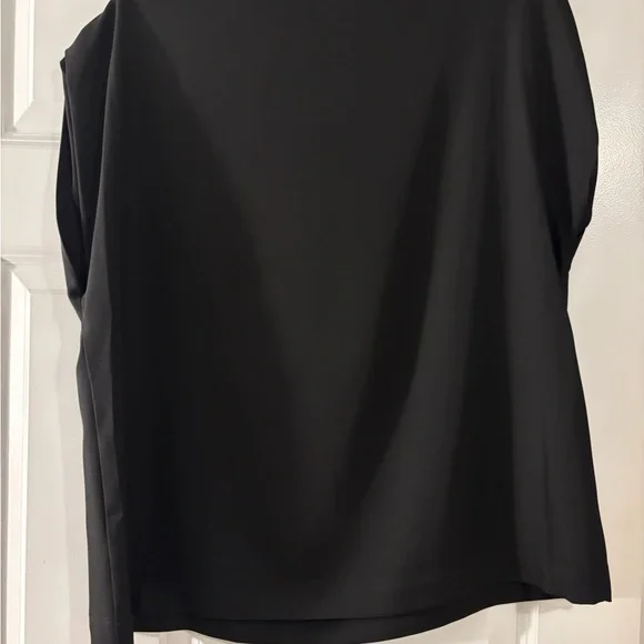 Calvin Klein size large - Picture 3 of 4